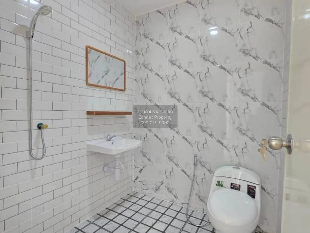 For Sale Townhouse/Townhome  , Baan Pruksa 3 Soi Watlatpladuk , n