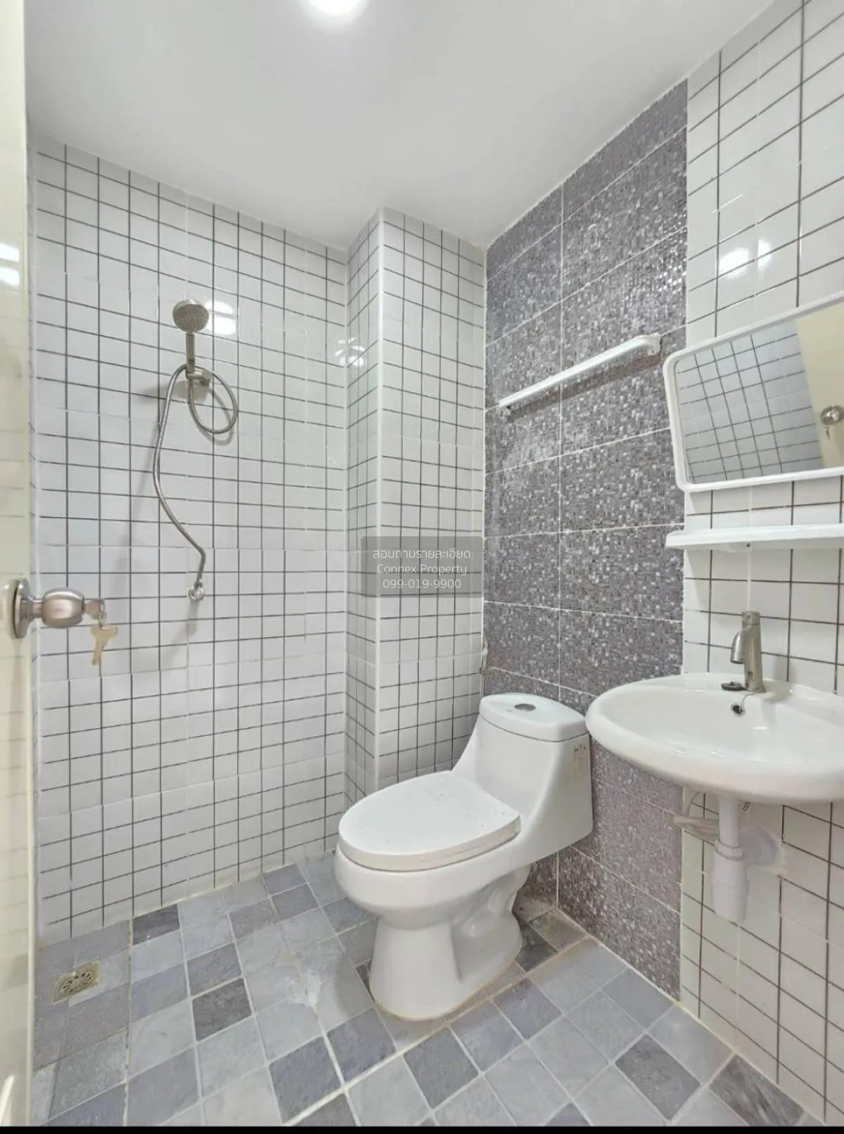 ขายทาวน์เฮ้าส์/ทาวน์โฮม  ภัทราวรรณ บางบัวทอง รีโนเวทใหม่ บางบัวทอ