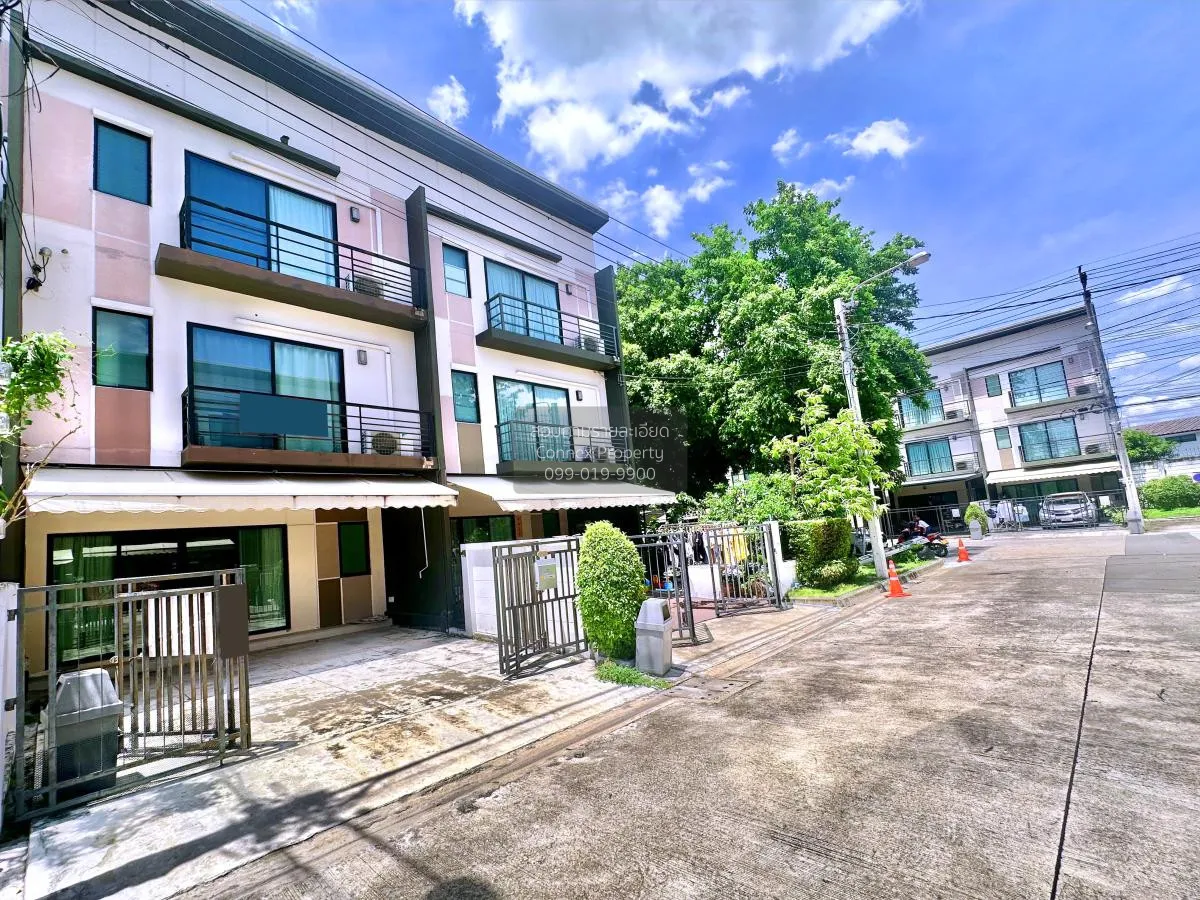 ขายทาวน์เฮ้าส์/ทาวน์โฮม  บ้านกลางเมือง นวมินทร์ 42 คลองกุ่ม เขต บ 2