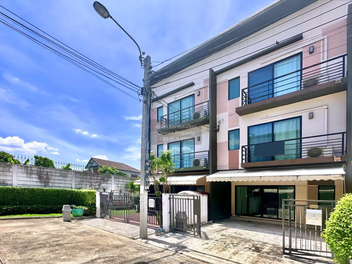 ขายทาวน์เฮ้าส์/ทาวน์โฮม  บ้านกลางเมือง นวมินทร์ 42 คลองกุ่ม เขต บ 3