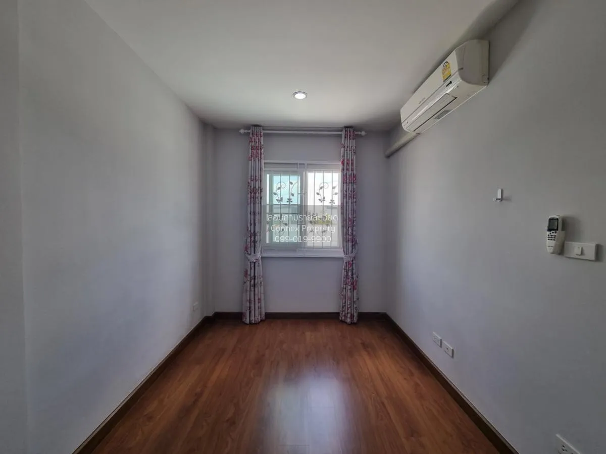 ขายทาวน์เฮ้าส์/ทาวน์โฮม  ดิ เอ็กซ์คลูซีฟ วงแหวน รามอินทรา  MRT-คู