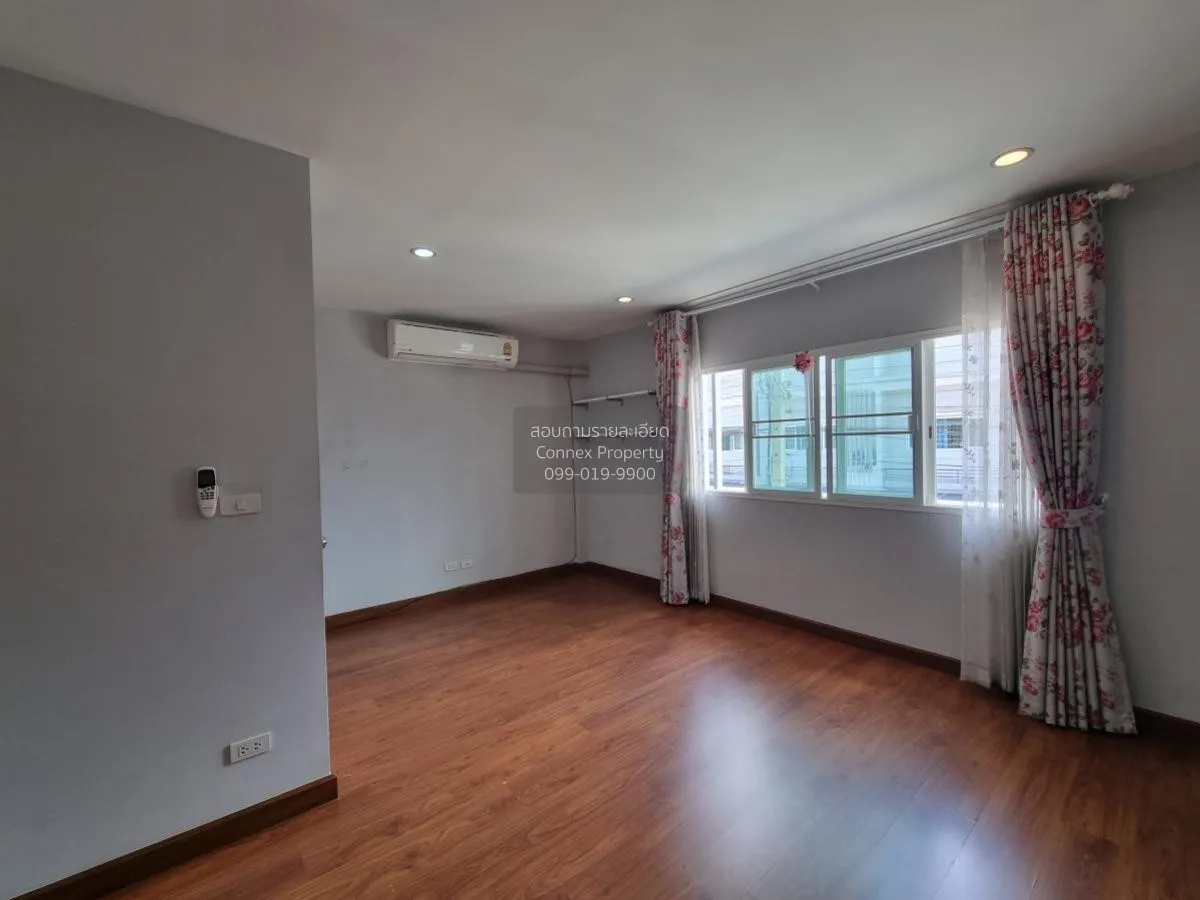 ขายทาวน์เฮ้าส์/ทาวน์โฮม  ดิ เอ็กซ์คลูซีฟ วงแหวน รามอินทรา  MRT-คู