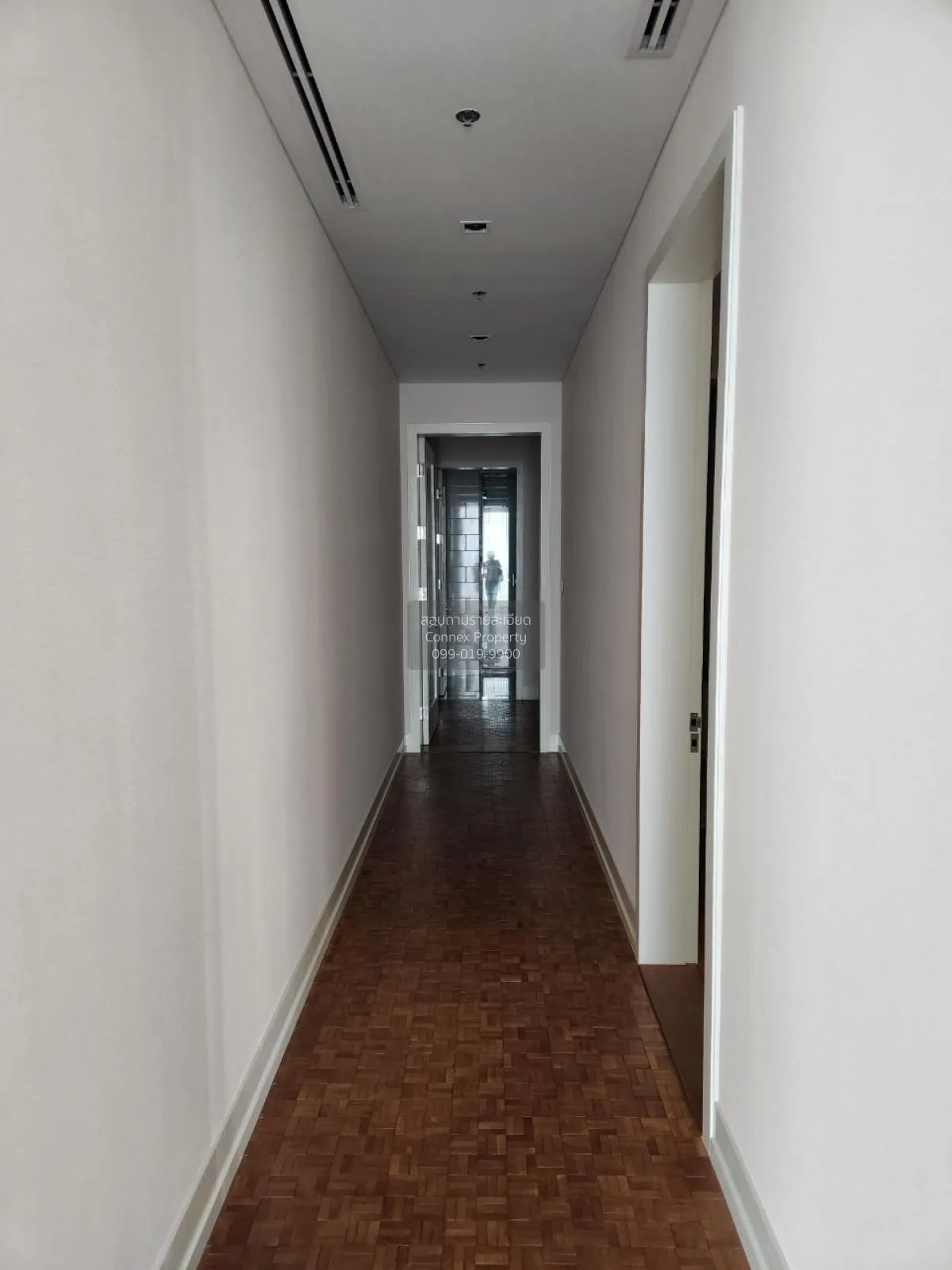 ขายคอนโด  เดอะ ริซท์ คาร์ลตัน เรสซิเดนเซส ชั้นสูง ห้องมุม BTS-ช่อ 3