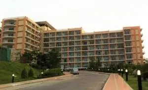 Phanason The Green Place Condominium Phuket