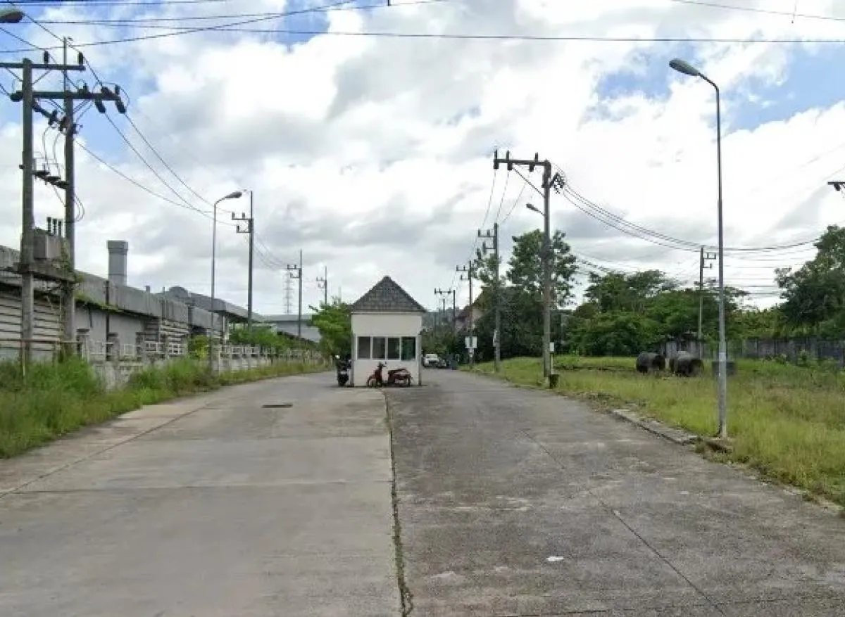 For Sale Townhouse/Townhome  , Baan Chalekhiri , newly renovated 