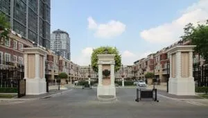 Garden Square Sukhumvit 77 - การ์เด้นสแควร์ สุขุมวิท 77