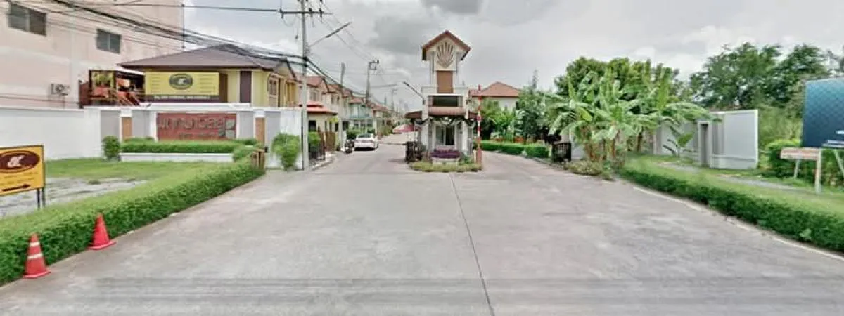 For Sale Townhouse/Townhome  , Pruksa Ville 20 Lumlukka - Donmuan