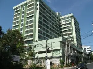 Sombat Pattaya Condotel