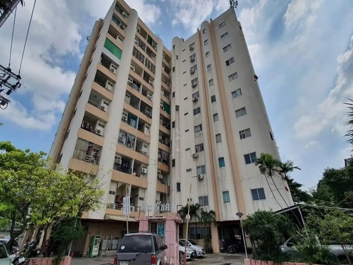 For Sale Condo , Pete Ratchada Condominium , Chankasem , Chatucha 1