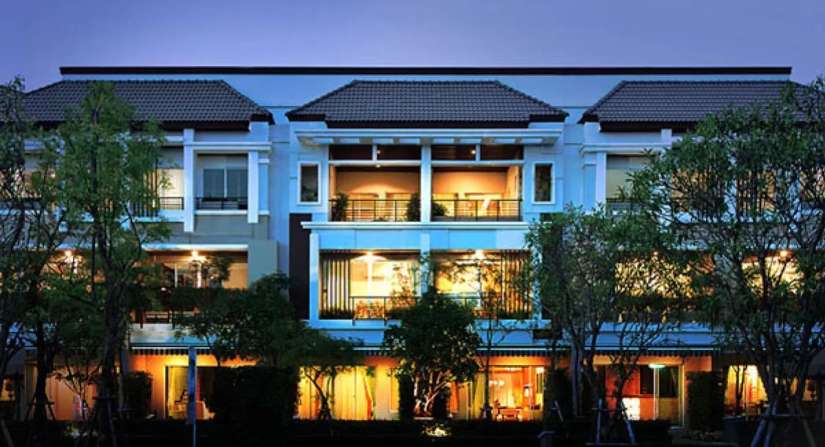 For Sale Townhouse/Townhome  , Baan Klang Muang Urbanion Sathorn 