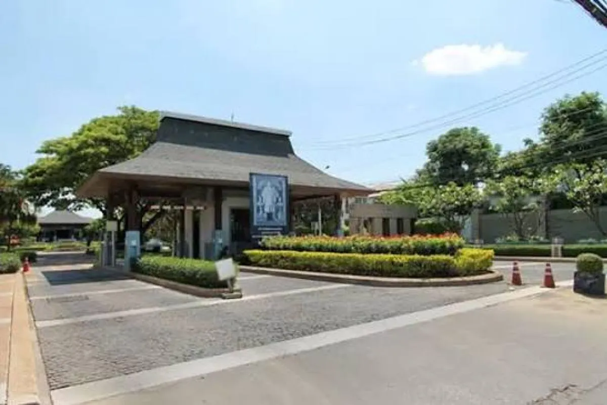 ขายบ้าน  บุราสิริ สนามบินน้ำ MRT-แยกนนทบุรี 1 ท่าทราย เมืองนนทบุร 1