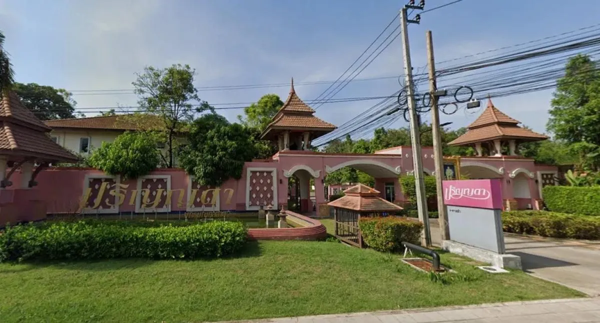 ขายบ้าน  ปริญญดา ปิ่นเกล้า - พุทธมณฑลสาย 2 บางไผ่ เขต บางแค กรุงเ