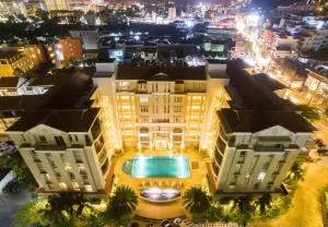 Patong Loft Condominium - ป่าตอง ลอฟท์ คอนโดมิเนี่ยม