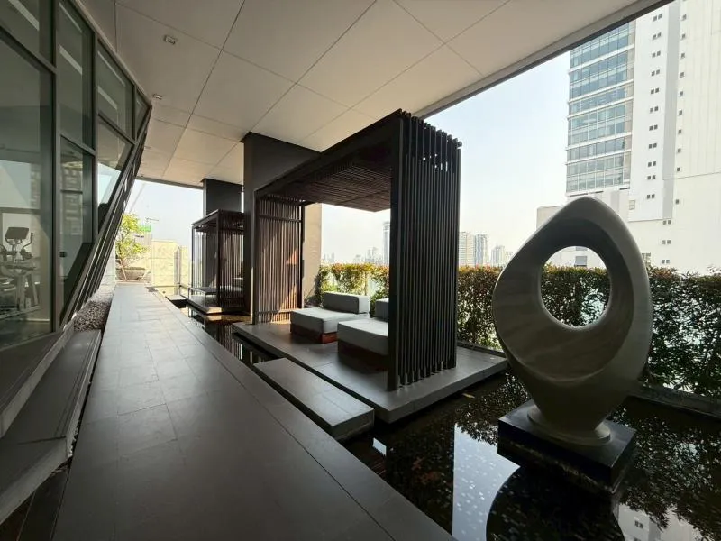 HQ Thonglor ให้เช่า แต่งครบ ห้องสวย ชั้นสูง วิวสวย โซนทองหล่อ | C