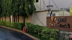 Regent on The Park 3