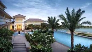 Chonlada Wongwan Rattanathibet - ชลลดา วงแหวน-รัตนาธิเบศร์