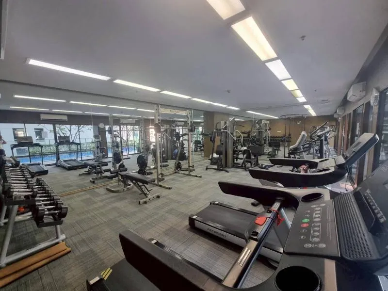 ขายคอนโด  โนเบิล รีไฟน์ ห้องมุม หน้ากว้าง BTS-พร้อมพงษ์ คลองตัน เ