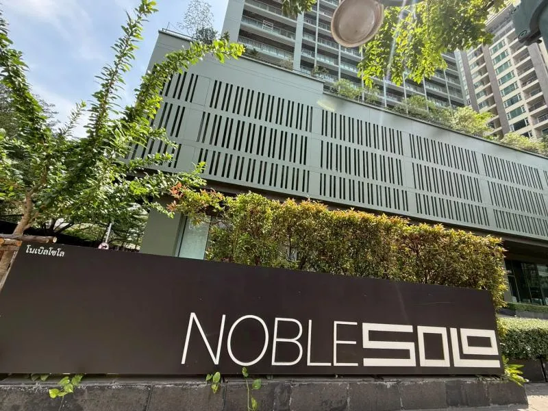 ขายคอนโด  โนเบิล โซโล ห้องมุม BTS-ทองหล่อ คลองตันเหนือ เขต วัฒนา 