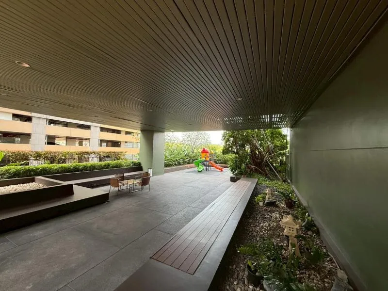 ขายคอนโด  โนเบิล โซโล ห้องมุม BTS-ทองหล่อ คลองตันเหนือ เขต วัฒนา 