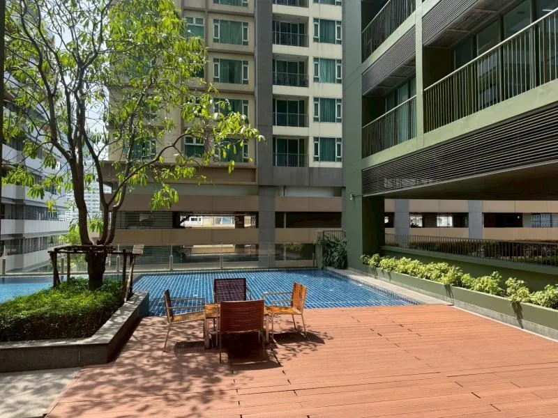 ขายคอนโด  โนเบิล โซโล ห้องมุม BTS-ทองหล่อ คลองตันเหนือ เขต วัฒนา 