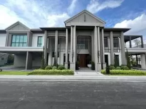 Grand Bangkok Boulevard Pinklao-Kanchana