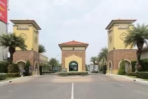 Laddarom Elegant Wongwan-Sathorn - ลัดดารมย์ อิลิแกนซ์ วงแหวน-สาทร