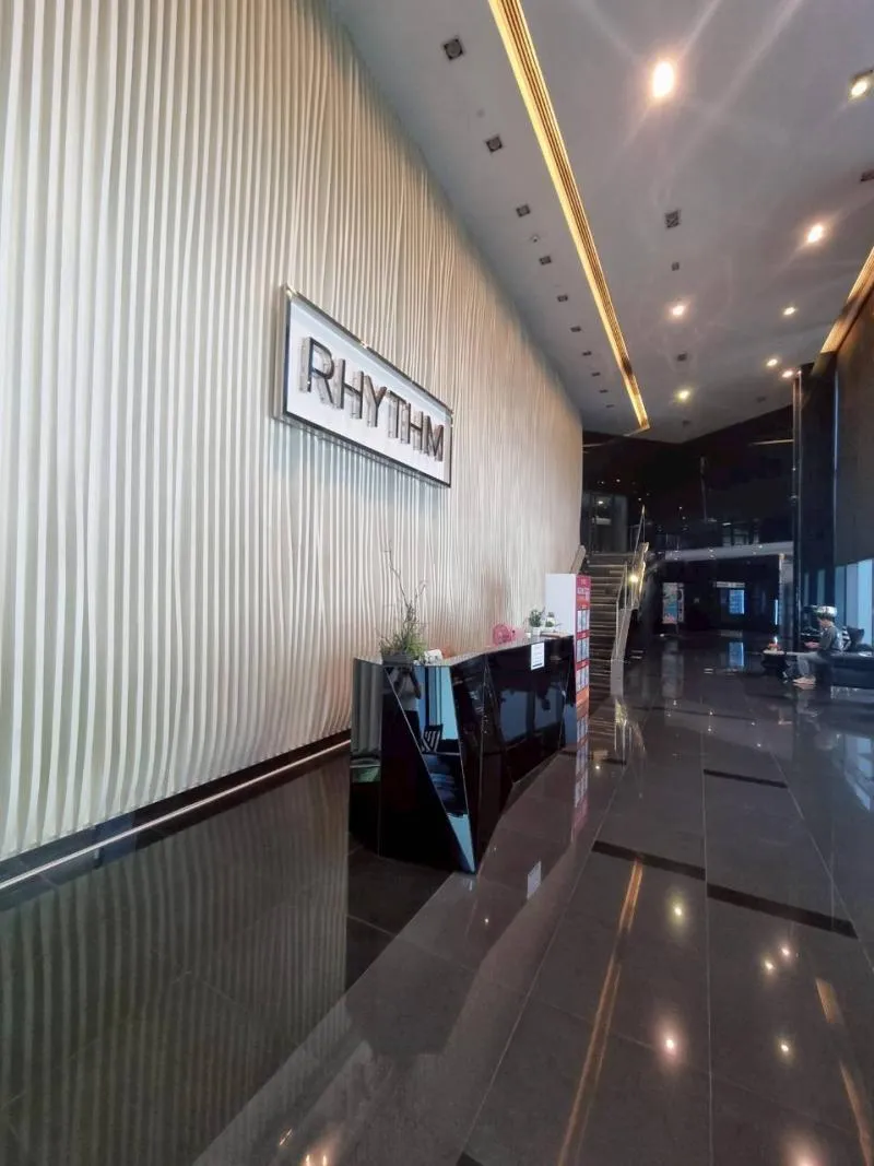 FOR SALE condo , RHYTHM Sukhumvit 44/1 , BTS-Phra Khanong , Phra 