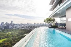 Saladaeng One - ศาลาแดง วัน