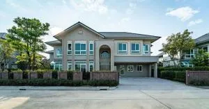 Laddarom Elegance Salaklang Chiangmai