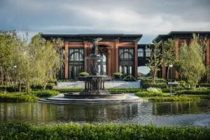 Narasiri Krungthep Kreetha - นาราสิริ กรุงเทพกรีฑา