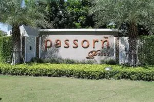 Passorn Pride Srinakharin – Namdang