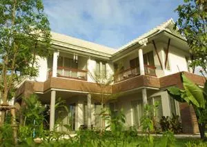 NOBLE WANA WATCHARAPOL - โนเบิล วานา วัชรพล