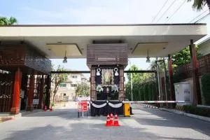 Nonsi Regent Ratchaphruek - นนทรี รีเจ้นท์ ราชพฤกษ์