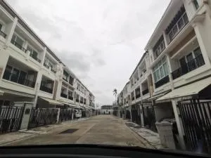 Baan Klang Krung Rama 3 - บ้านกลางกรุง พระราม 3