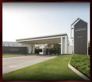 Bangkok Boulevard Ramintra-Serithai - บางกอก บูเลอวาร์ด รามอินทรา-เสรีไทย