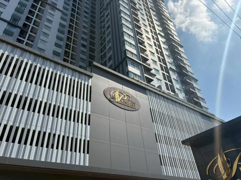 ขายคอนโด  เดอะ เพรสซิเดนท์ สาทร - ราชพฤกษ์ 2 วิวสวย ชั้นสูง BTS-บ