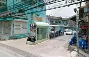 Suetrong Phahonyothin 52 - ซื่อตรง พหลโยธิน 52