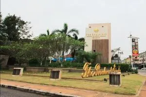 The Boulevard Sriracha - เดอะ บูเลอวาร์ด ศรีราชา