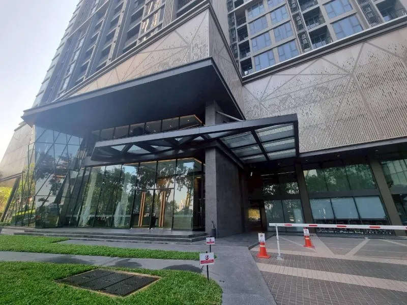 ขายคอนโด  วิสดอม เอสเซ้นส์ BTS-ปุณณวิถี พระโขนง เขต คลองเตย กรุงเ