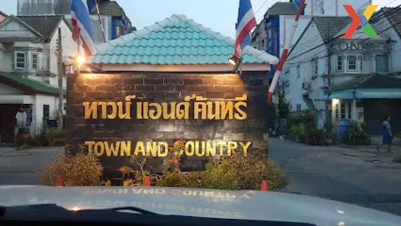 For Sale Townhouse/Townhome  , Town and Country , Krathum Rai , N