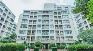 Green Point Silom - กรีนพอยท์ สีลม