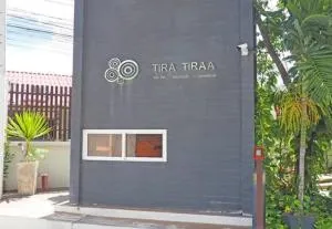 Tira Tiraa Condominium