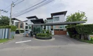 Nirvana Beyond Lite Rama 9 - เนอวานา บียอนด์ ไลท์ พระราม 9