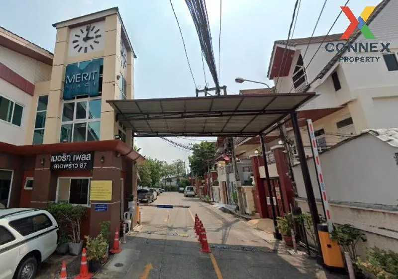 ขายทาวน์เฮ้าส์/ทาวน์โฮม  เมอริท เพลส ลาดพร้าว 87 คลองเจ้าคุณสิงห์