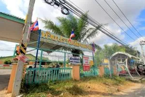 Huaiprab Muang Thong 3 Borwin