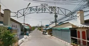 Baan Park Rung Reuang - บ้านปาร์ครุ่งเรือง