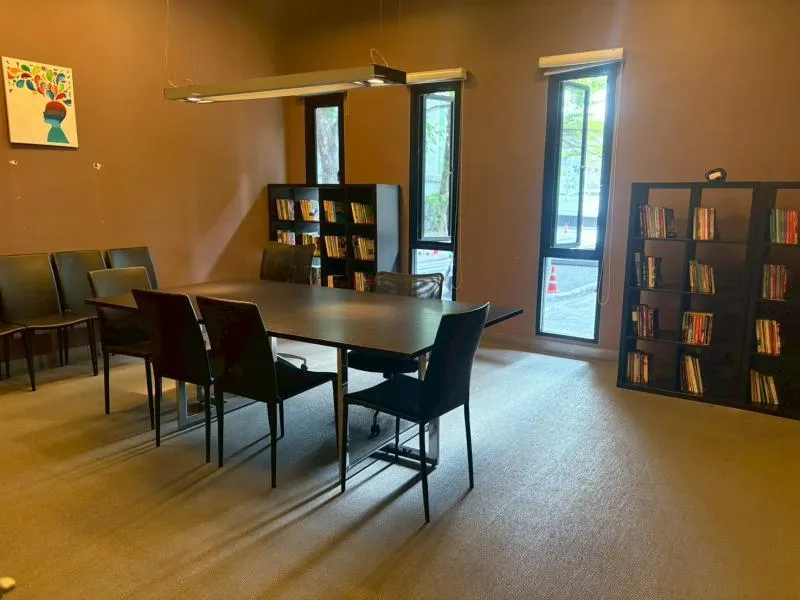 เช่าคอนโด  เออร์บาโน่ แอบโซลูท สาทร-ตากสิน BTS-กรุงธนบุรี คลองต้น