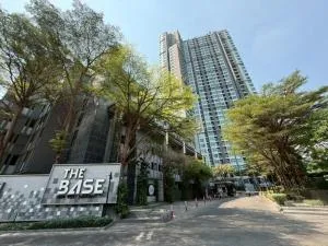 The Base Park West Sukhumvit 77 - เดอะ เบส พาร์คเวสต์ สุขุมวิท 77