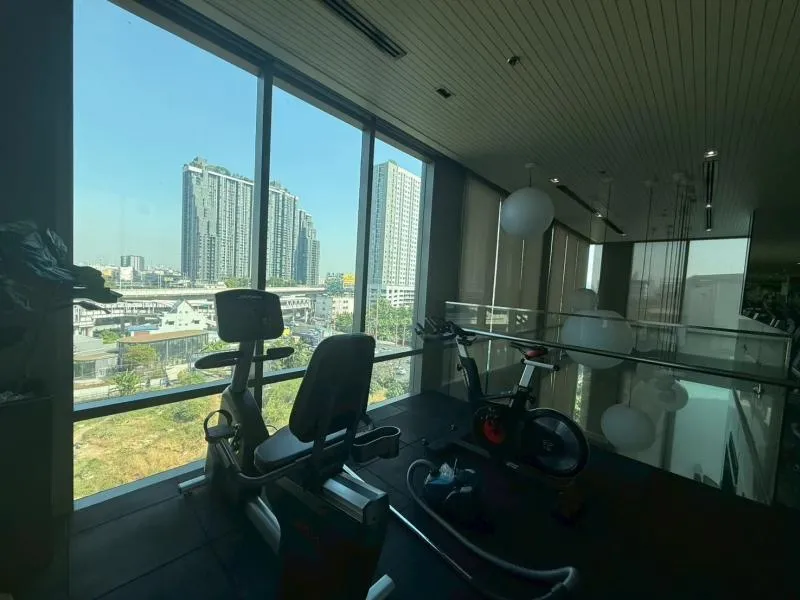 FOR RENT condo Whizdom Station Ratchada - Thapra , nice view , BT