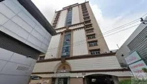 Nueng Condominium